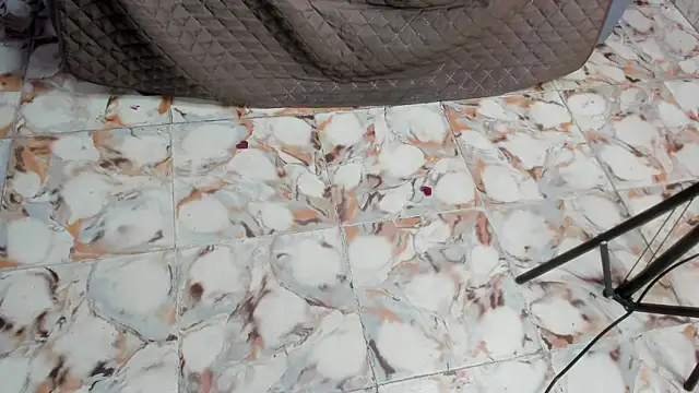 ZoeSmith6 online show from March 21, 10:50 pm