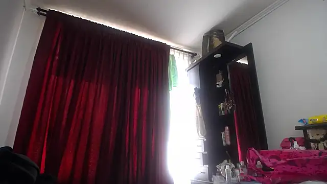 princehermosa44 online show from February 23, 7:22 pm