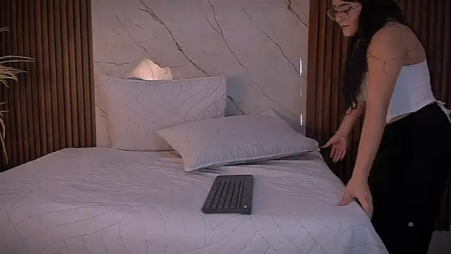 king lovely hornyy online show from April 8, 11:10 am