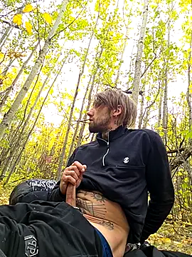 Snapshot of Fuckboy4public chatting on September 28, 7:08 pm Fuckboy4public online show from September 28, 7:08 pm