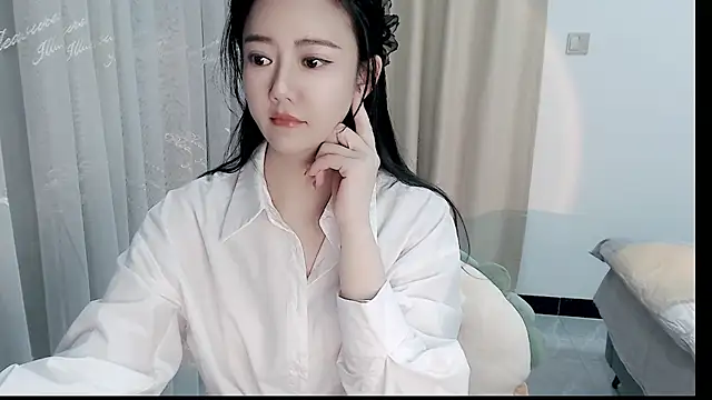 zoe-keke online show from March 8, 11:05 am