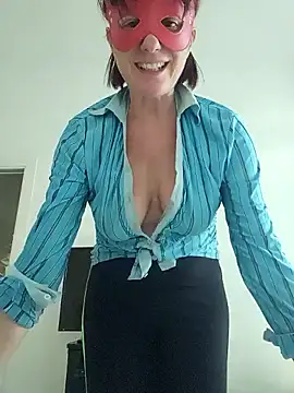 Vagabondainnamorata online show from March 6, 4:17 pm