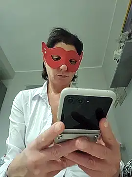 Vagabondainnamorata online show from February 19, 6:26 pm