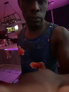 Snapshot of Bignc chatting on September 17, 10:11 pm Bignc online show from September 17, 10:11 pm