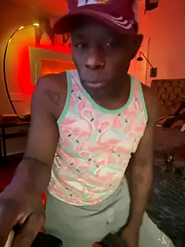 Snapshot of Bignc chatting on September 27, 5:12 am Bignc online show from September 27, 5:12 am