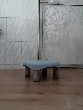 Snapshot of surabhi09 chatting on October 31, 7:53 am surabhi09 online show from October 31, 7:53 am