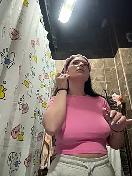 BellaaNoir online show from April 22, 6:42 pm