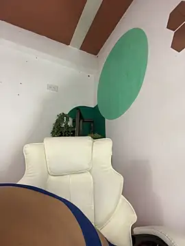 LollaByer online show from April 15, 9:59 pm