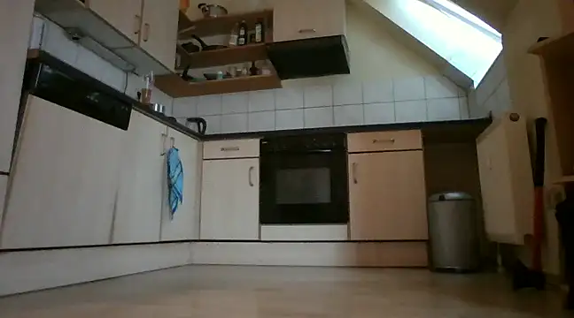 Snapshot of nacktchiller1076 chatting on December 24, 2:12 pm nacktchiller1076 online show from December 24, 2:12 pm