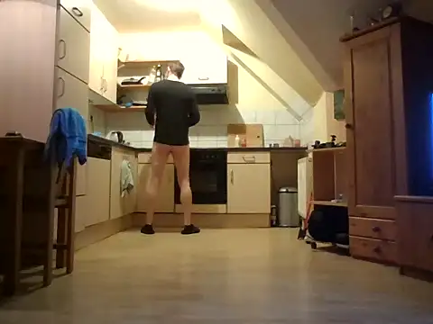 Snapshot of nacktchiller1076 chatting on January 16, 5:21 am nacktchiller1076 online show from January 16, 5:21 am