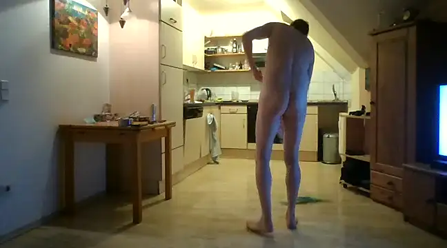 Snapshot of nacktchiller1076 chatting on February 6, 3:06 am nacktchiller1076 online show from February 6, 3:06 am