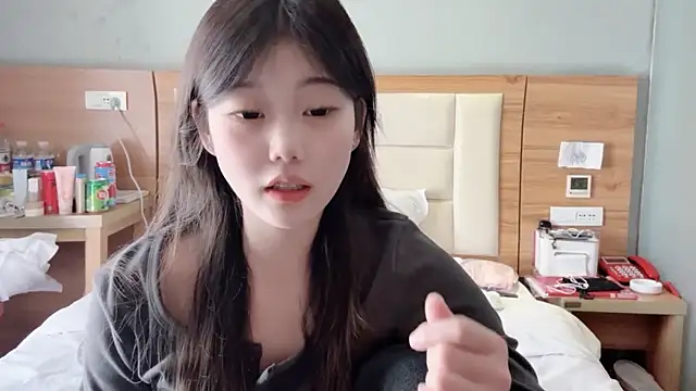 yangyang-1115 online show from February 12, 7:44 am