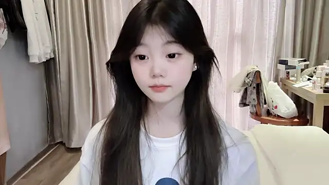 yangyang-1115 online show from March 5, 7:16 am