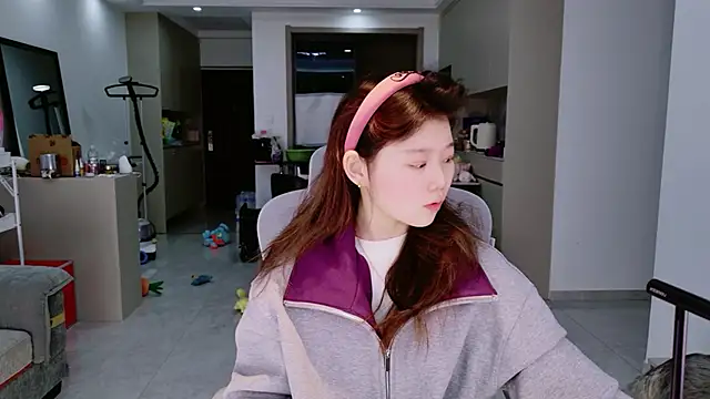 yangyang-1115 online show from December 14, 5:35 am