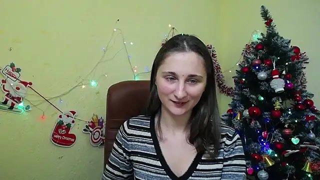 Snapshot of MichelLeee chatting on December 29, 3:35 pm MichelLeee online show from December 29, 3:35 pm