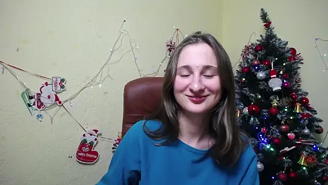 Snapshot of MichelLeee chatting on December 30, 3:35 pm MichelLeee online show from December 30, 3:35 pm