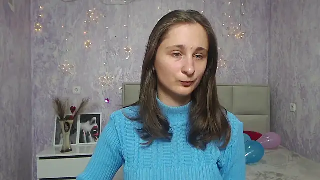Snapshot of MichelLeee chatting on January 15, 12:04 pm MichelLeee online show from January 15, 12:04 pm
