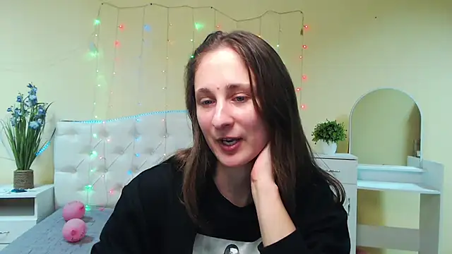 Snapshot of MichelLeee chatting on January 28, 12:22 pm MichelLeee online show from January 28, 12:22 pm