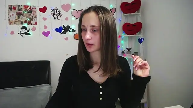 Snapshot of MichelLeee chatting on February 27, 12:13 pm MichelLeee online show from February 27, 12:13 pm