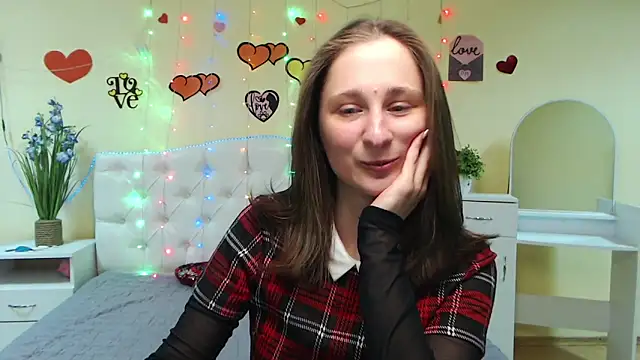 Snapshot of MichelLeee chatting on February 28, 12:09 pm MichelLeee online show from February 28, 12:09 pm