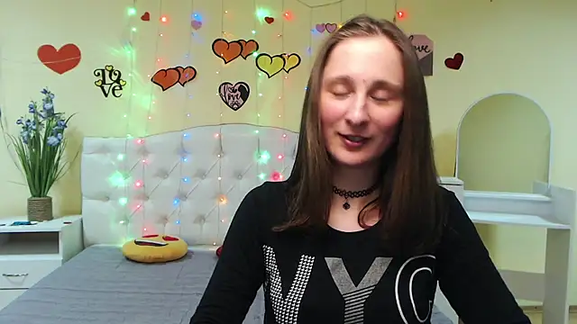 Snapshot of MichelLeee chatting on March 6, 3:13 pm MichelLeee online show from March 6, 3:13 pm