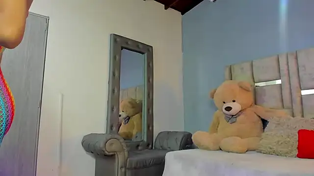 AshleyHill2 online show from September 13, 3:17 am