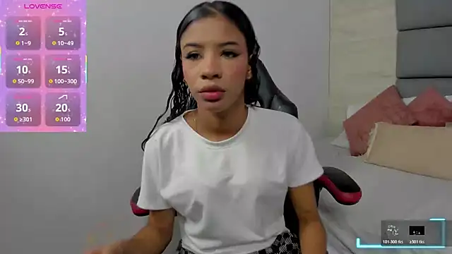 AshleyHill2 online show from October 25, 3:25 am