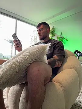 DimitriSullivan  online show from December 2, 2:12 pm