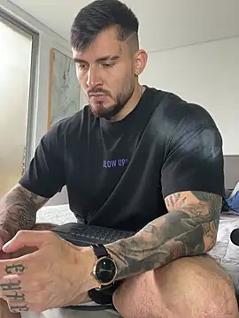 DimitriSullivan  online show from February 5, 1:05 pm