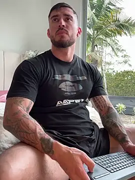 DimitriSullivan  online show from April 6, 2:51 pm