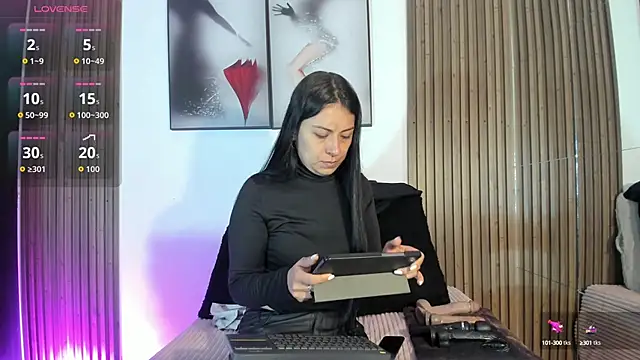 Ella Rousse online show from October 14, 12:17 pm