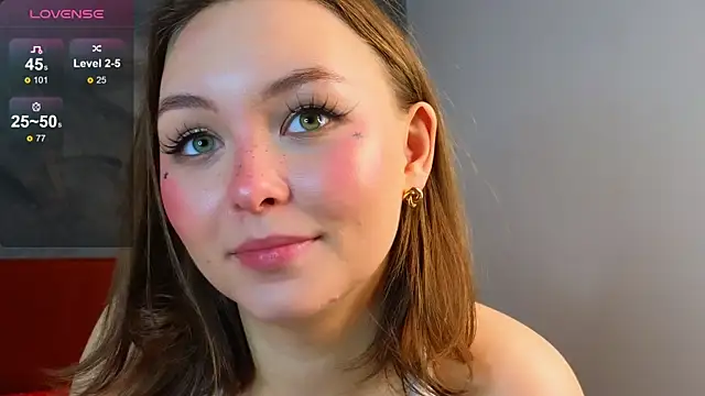 GwendolynFinch online show from February 4, 10:21 am