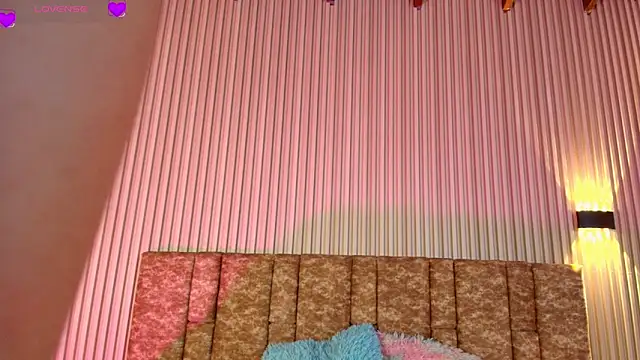 tiffany johnson11 online show from October 21, 7:47 pm