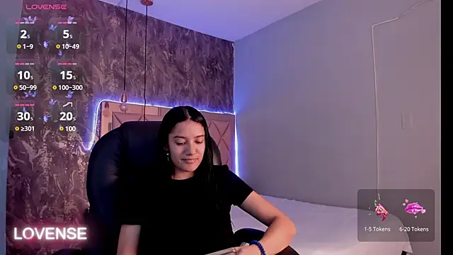 SKYLERWHIITEE online show from January 30, 2:16 am