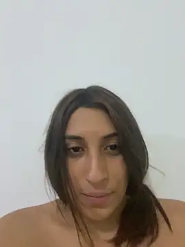 Snapshot of bigasssweet_2 chatting on January 11, 3:13 am bigasssweet 2 online show from January 11, 3:13 am