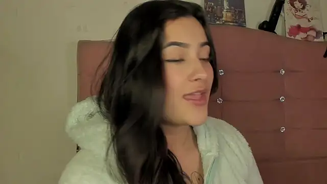 male couper online show from December 13, 9:35 am