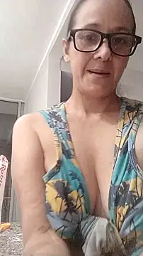 nicolle milf1978 online show from September 24, 11:52 pm