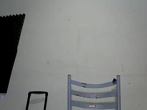 luanadoprive online show from March 20, 6:46 pm