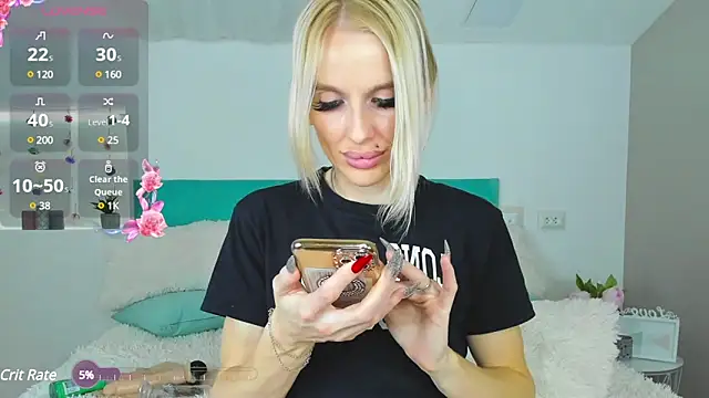 Snapshot of Lana_kitty__ chatting on December 26, 12:25 am Lana kitty   online show from December 26, 12:25 am