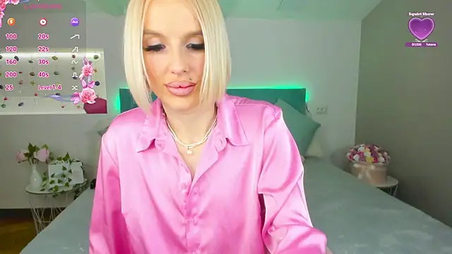 Snapshot of Lana_kitty__ chatting on March 22, 9:21 pm Lana kitty   online show from March 22, 9:21 pm