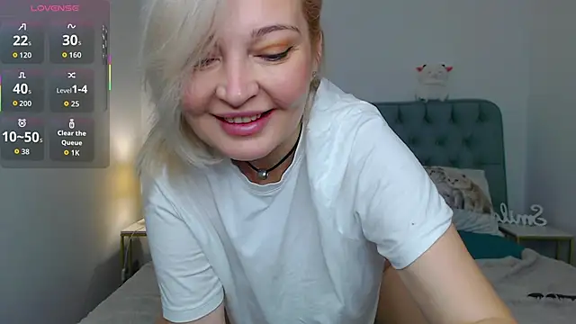 Milena candyy online show from December 3, 7:49 am