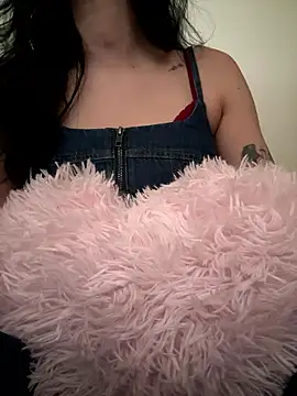 Morguisssz online show from January 18, 7:17 pm