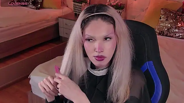 PamelamyDreamys online show from March 5, 1:50 pm