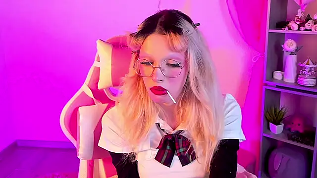 PamelamyDreamys online show from March 20, 5:04 pm