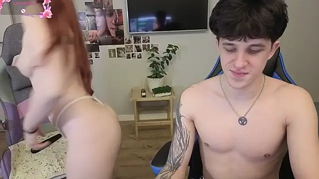 gopolsme online show from December 1, 3:11 am