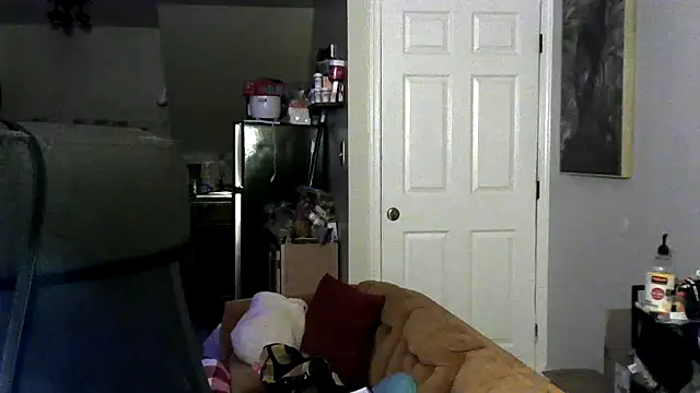 BigKittyRaven online show from December 5, 1:14 am