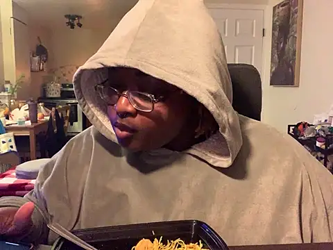 BigKittyRaven online show from December 23, 10:44 pm