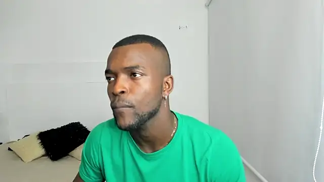 Dylan Taylor online show from February 6, 3:48 am