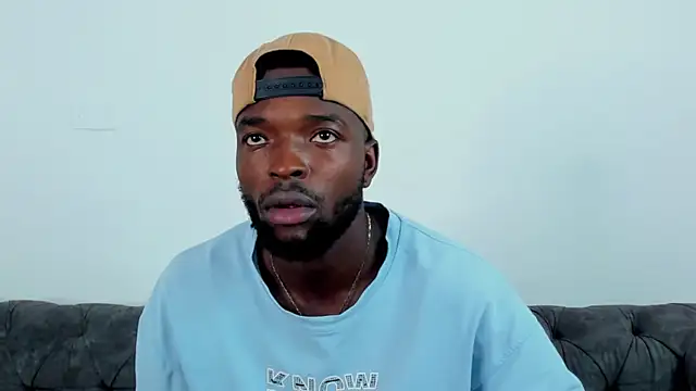 Dylan Taylor online show from October 14, 2:12 am