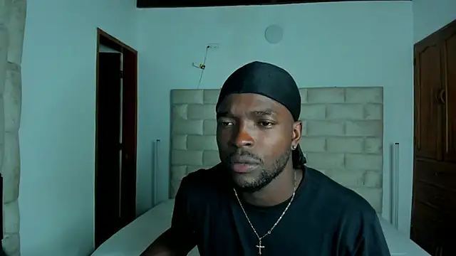 Dylan Taylor online show from February 12, 3:23 am